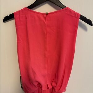 Coral sleeveless jumper